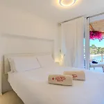 Princes Portocervobeach Con Accesso Diretto In Piccolo Pevero Lejlighed Porto Cervo